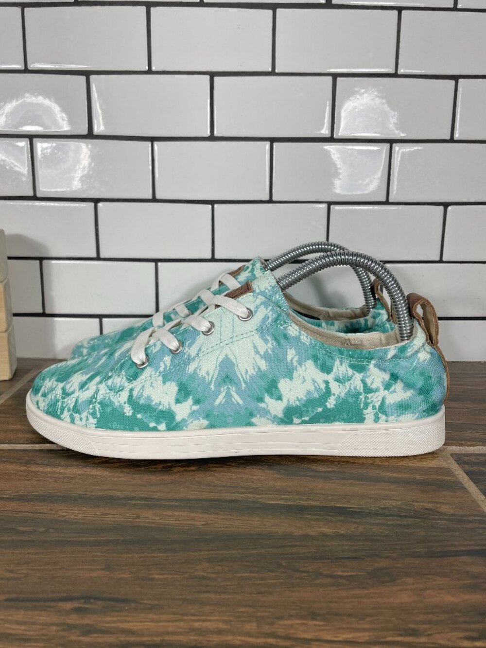 Spenco Santa Clara Shoes Womens Size 8.5 Green Tie Dye Scrunch Back Sneakers